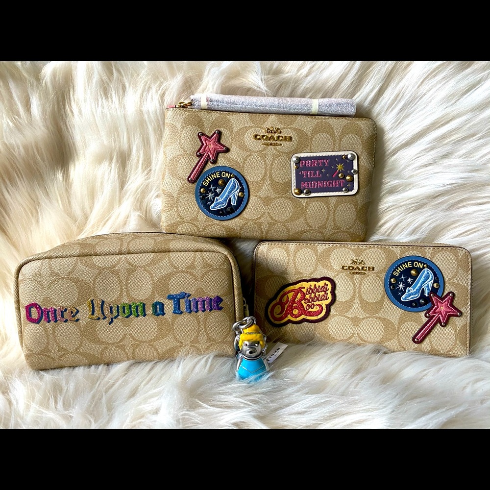 🎀 Disney x Coach 4 pc Set